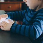 "Çocuklar 2 Yaşından Önce Ekranla Temas Etmesin"