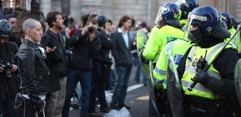 Sosyal medyada ‘Güneş sistemini tartıştıkları’ video viral oldu! O gençler konuştu