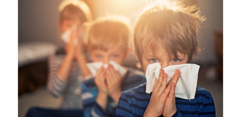 Alerjiler: Belirtilerinden Tedavi Yollarına Kapsamlı Bir Bakış