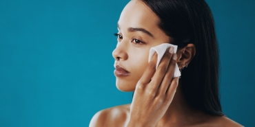 Pürüzsüz Görünüm İçin Makyaj Tüyoları