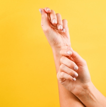 Tırnak Sağlığı ve Bakımı: İpuçları, Hastalıklar ve Doğal Çözümler