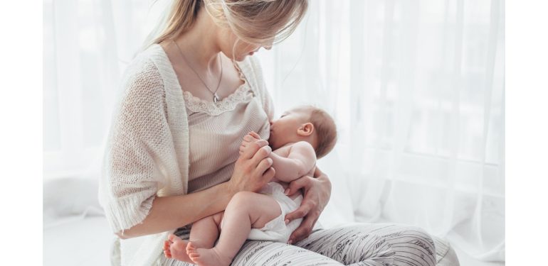 Bebeklerde Süt Alerisi: Tanı ve Belirtiler