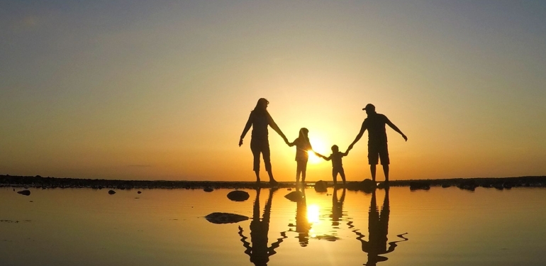 Sevgi Dilleri: İlişkilerdeki Temel Anahtarlar ve Sağlıklı Bağlar