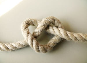 Sevgi Dilleri: İlişkilerdeki Temel Anahtarlar ve Sağlıklı Bağlar